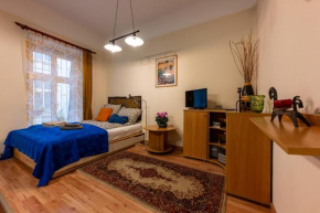 a quiet studio in the heart of the city